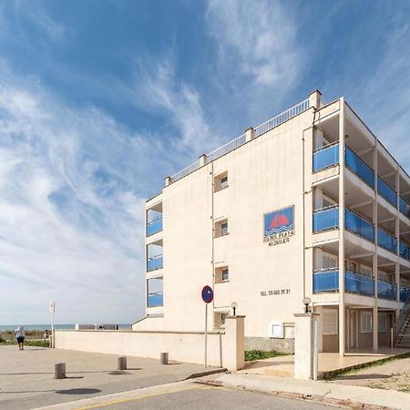 Apartamentos Denis Castelldefels Zewnętrze zdjęcie