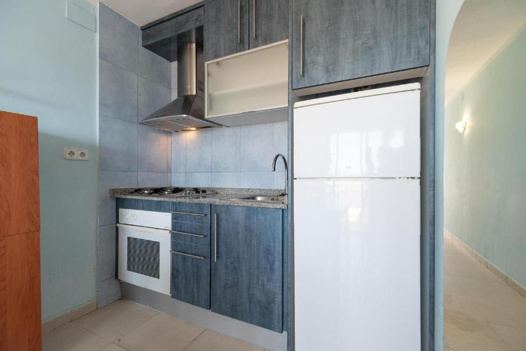Apartamentos Denis Castelldefels Zewnętrze zdjęcie