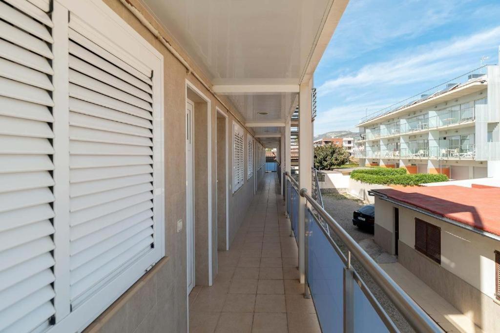 Apartamentos Denis Castelldefels Zewnętrze zdjęcie
